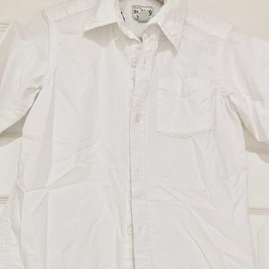Children’s Place Boys Button Down Shirt- White